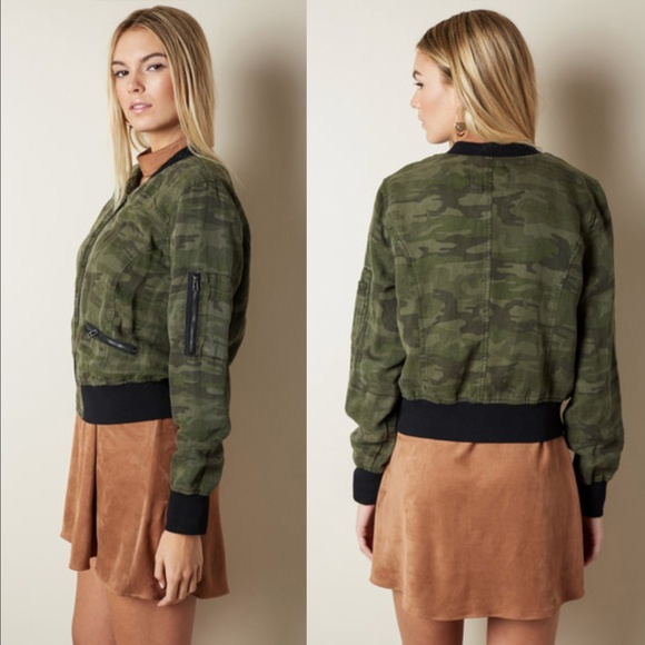 Sanctuary Shrunken Camo Bomber Jacket - Picture 7 of 7
